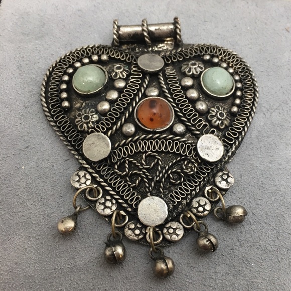 Jewelry - Tribal Slider Heart Pendant w/ Bells